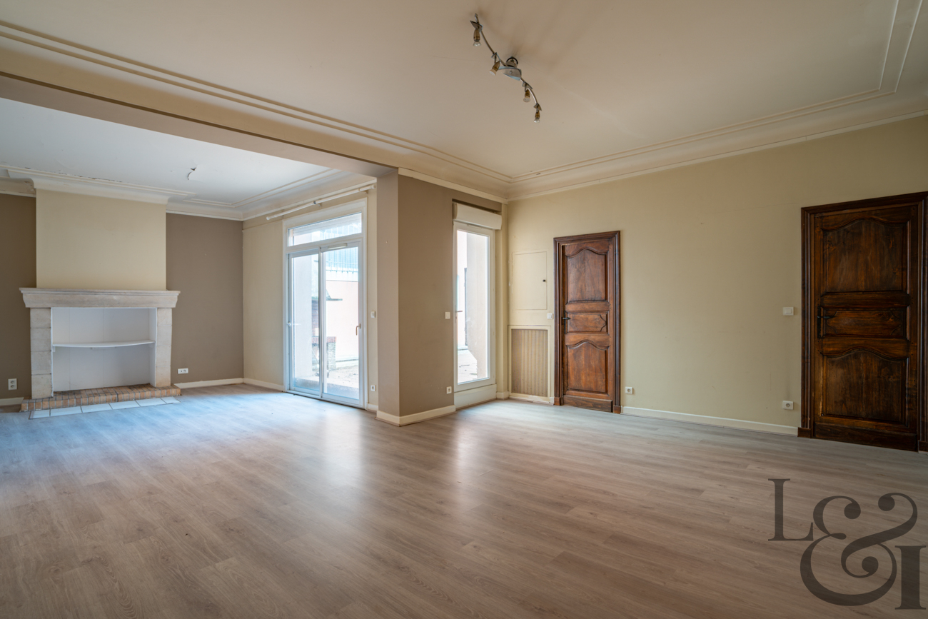 Appartement T3 de 103m² avec terrasse et garage à vendre à Villeneuve-sur-Lot