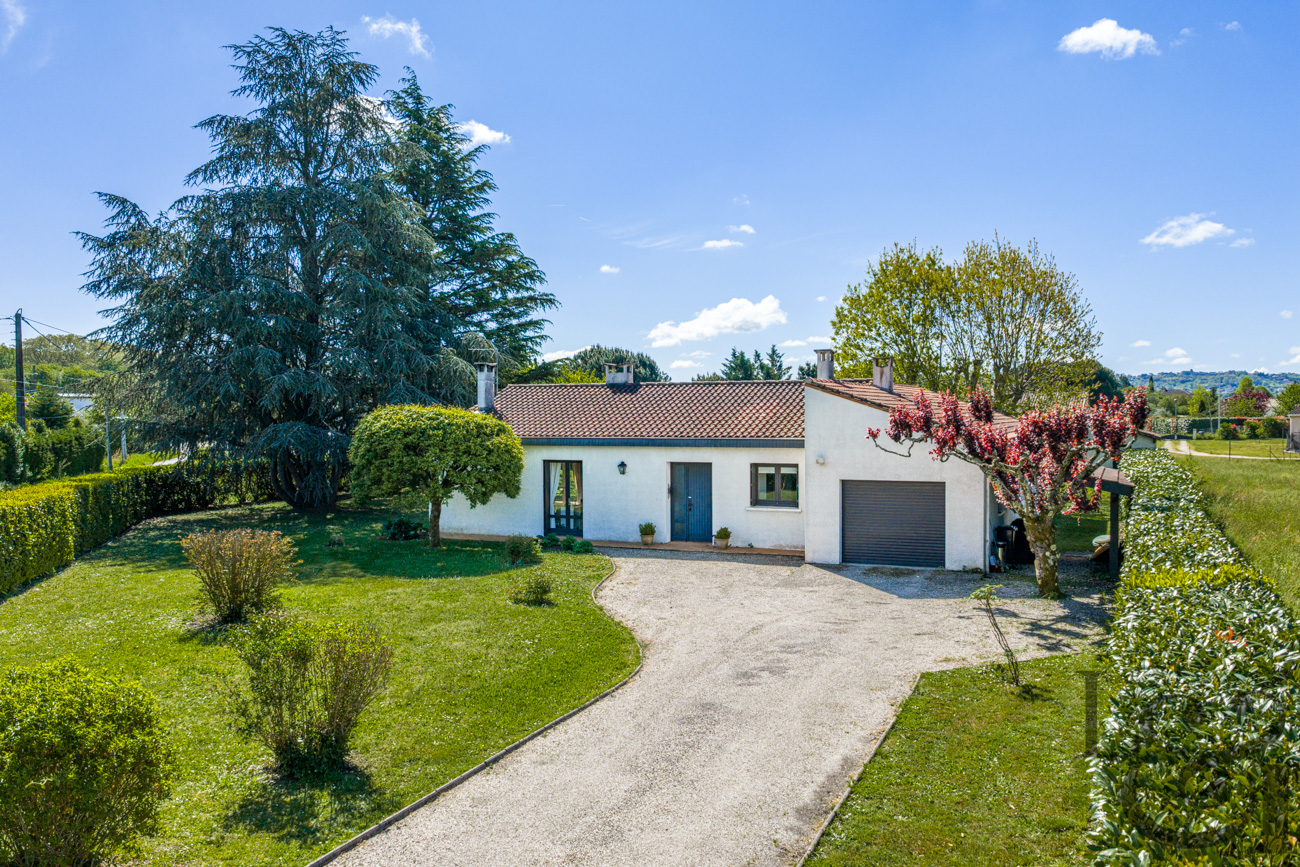 Maison de plain-pied à vendre en périphérie de Villeneuve-sur-Lot