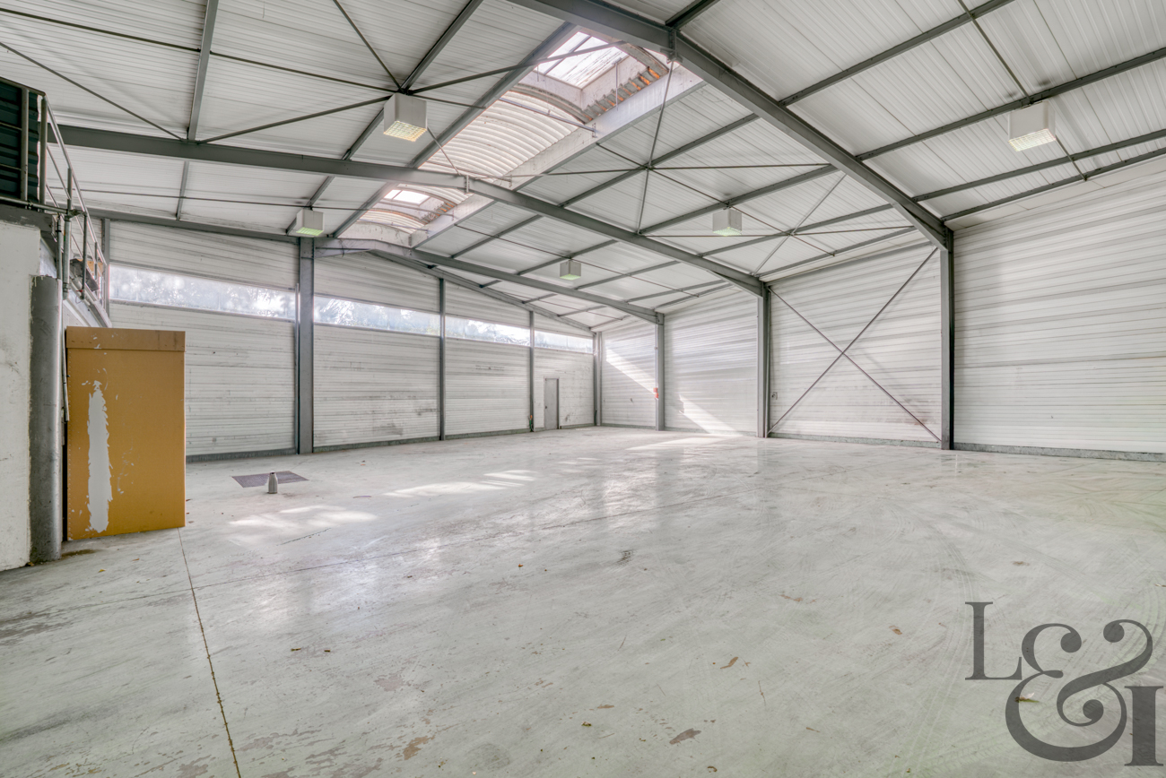 Local commercial Villeneuve Sur Lot 335 m2