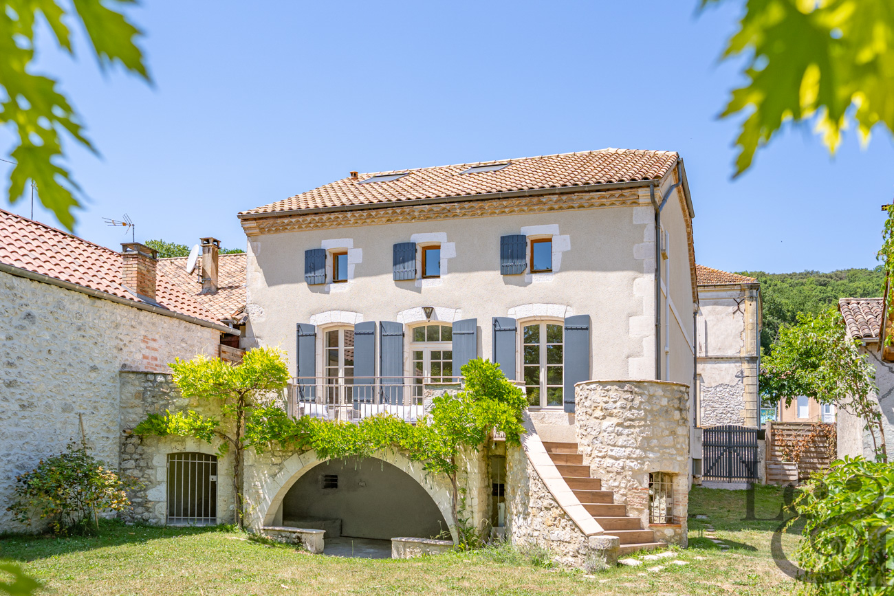 Maison en pierre à vendre à Dausse