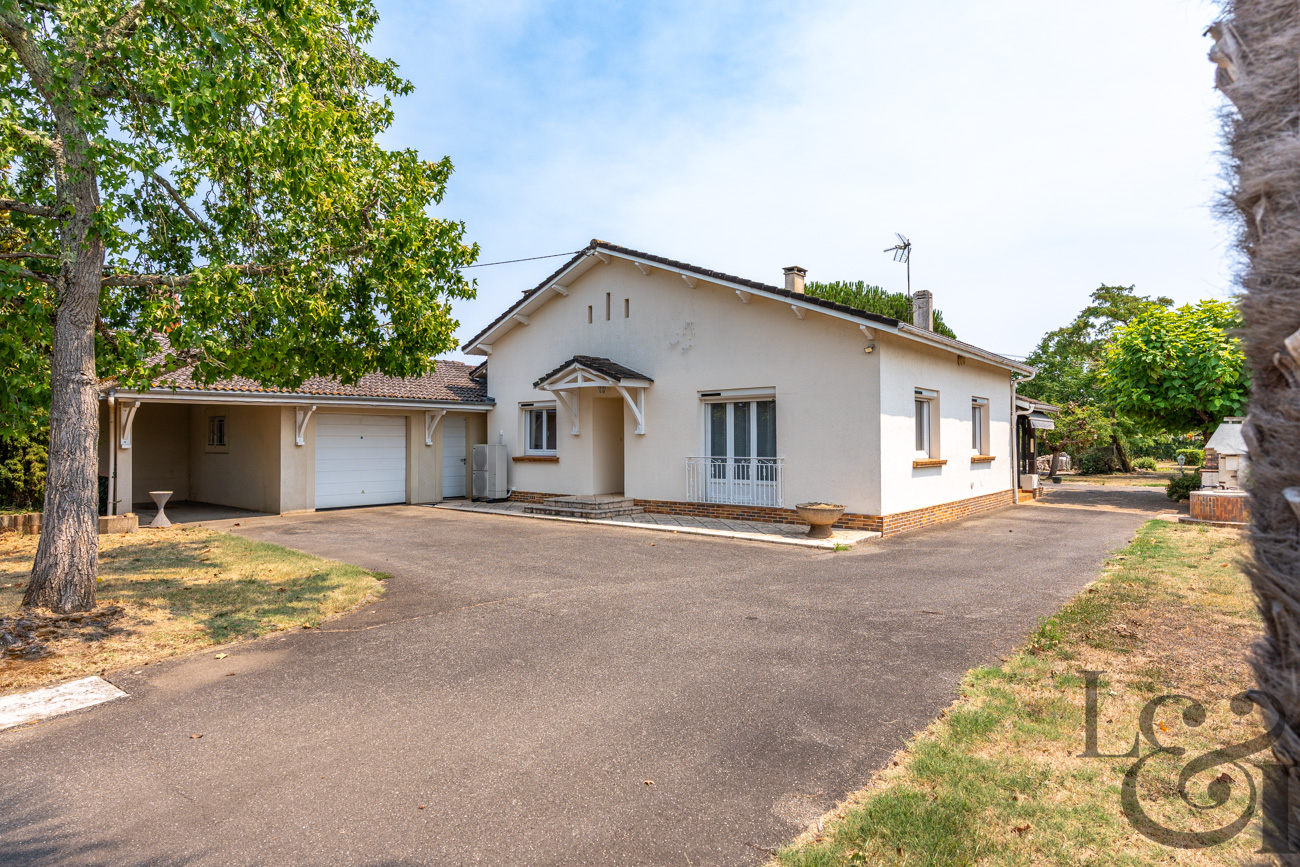 Maison avec dépendance à vendre à Sainte-Livrade-sur-Lot