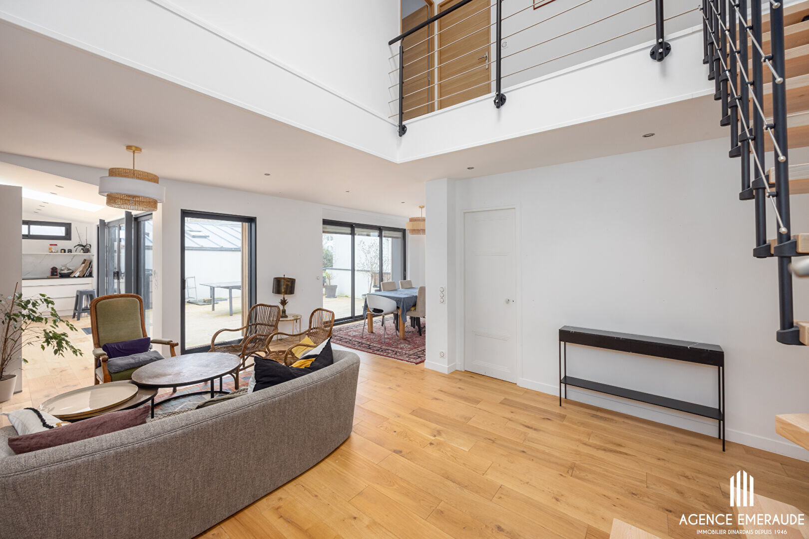 Photo Maison hyper centre DINARD 190m² 6 chambres, terrasse, garage. image 3/6