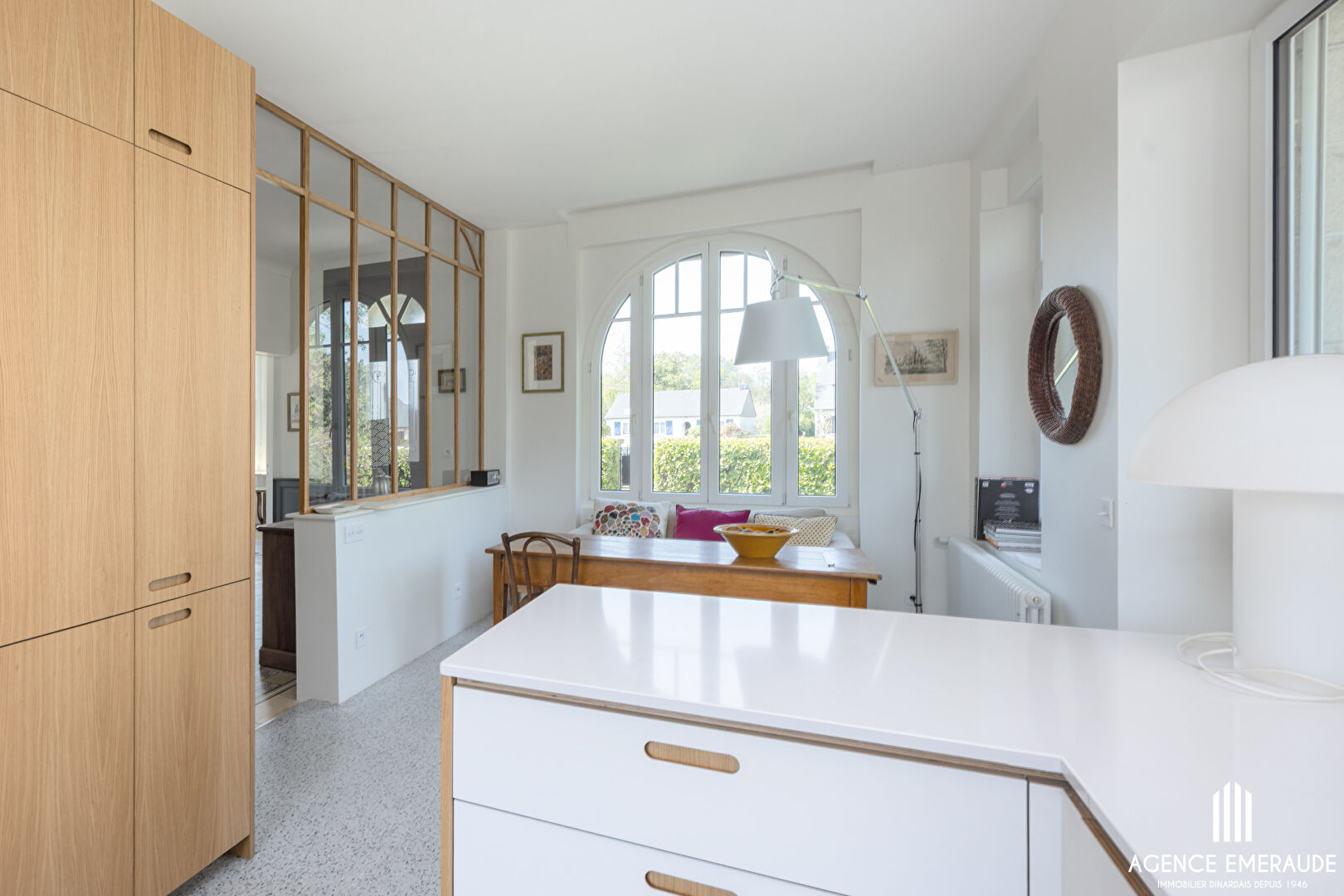 Photo Maison Le Minhic Sur Rance  5 pièce(s) 136 m² 3 chambres possibilités 5 chambres, cave, garage terrain d'une superficie de 1001 m². image 3/6