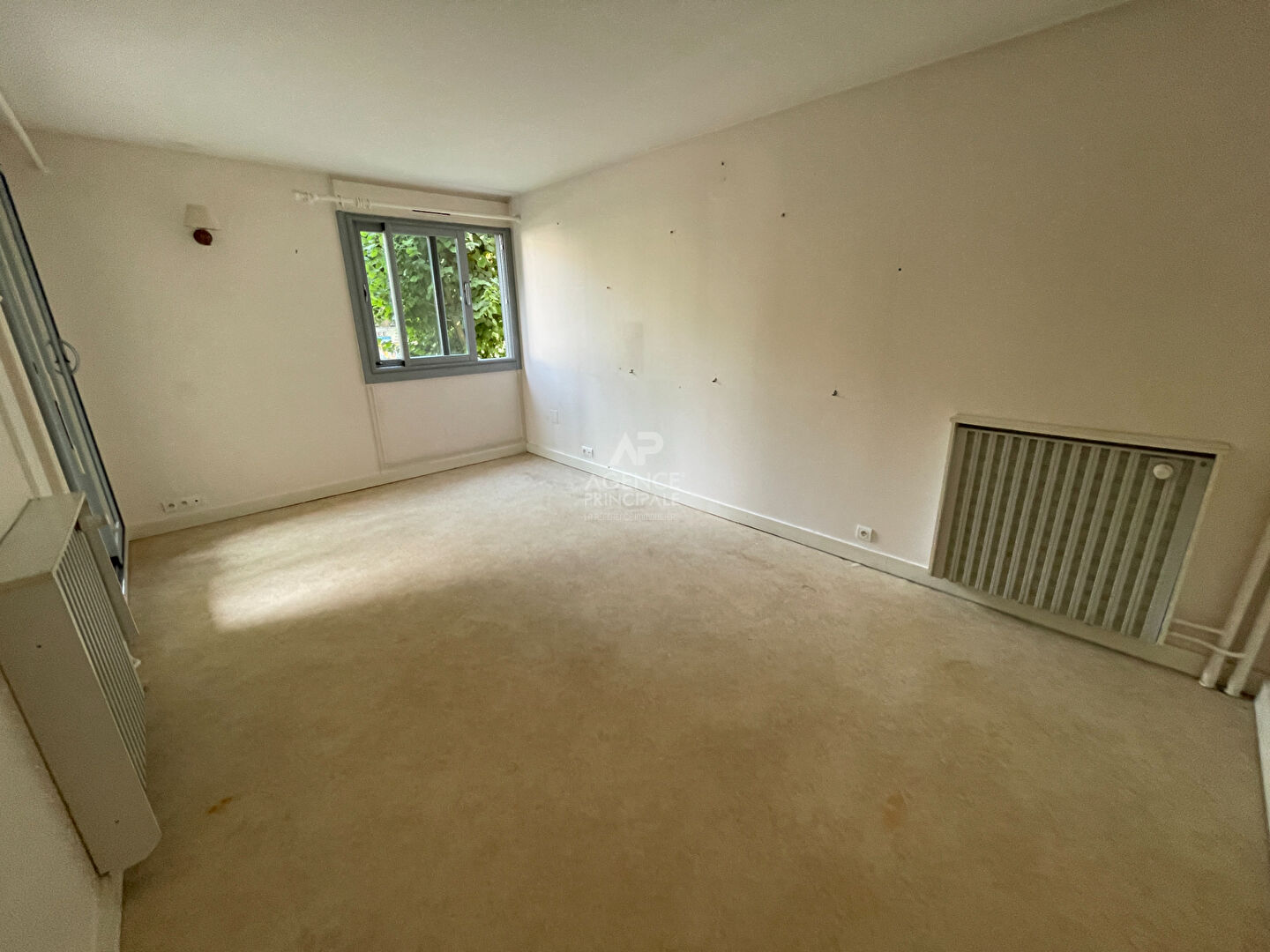 Photo CHAVILLE - Marivel -  Appartement 2 pièces avec balcon image 3/6