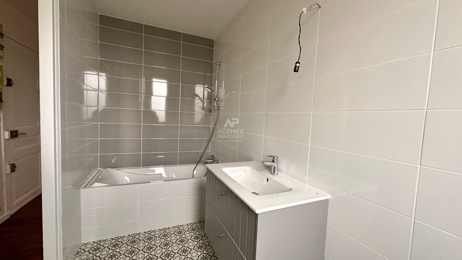 Photo VIROFLAY Rive Droite - Appartement 2 pièces image 5/6