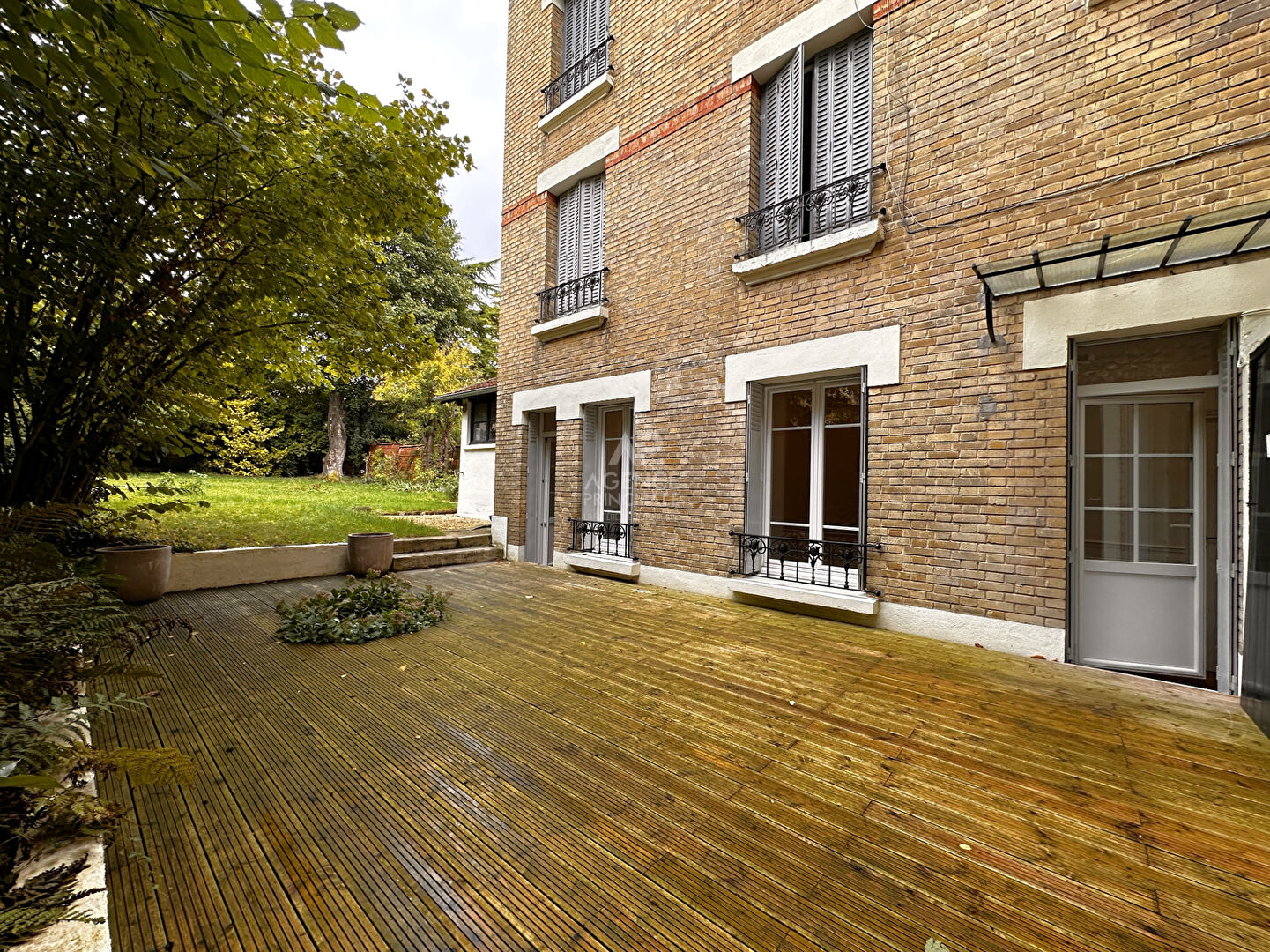 À vendre : Appartement 4 pièces avec jardin à Chaville