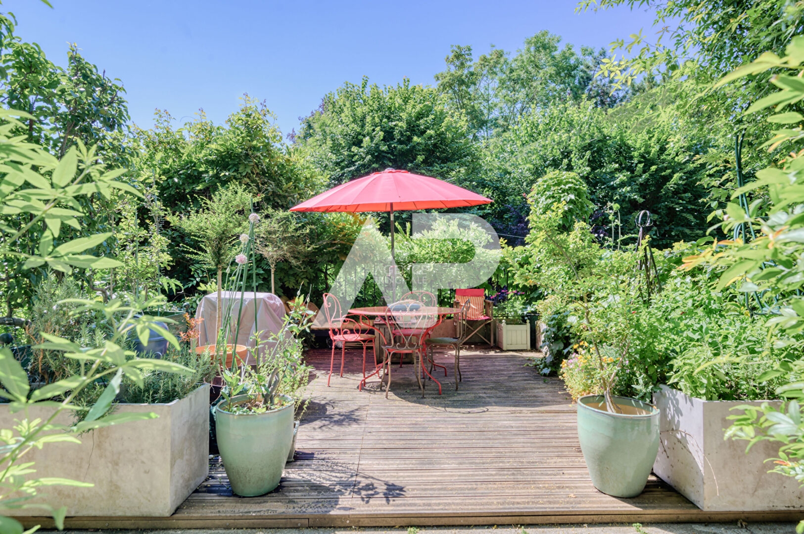 Photo SEVRES RIVE DROITE - MAISON DE CHARME image 2/6