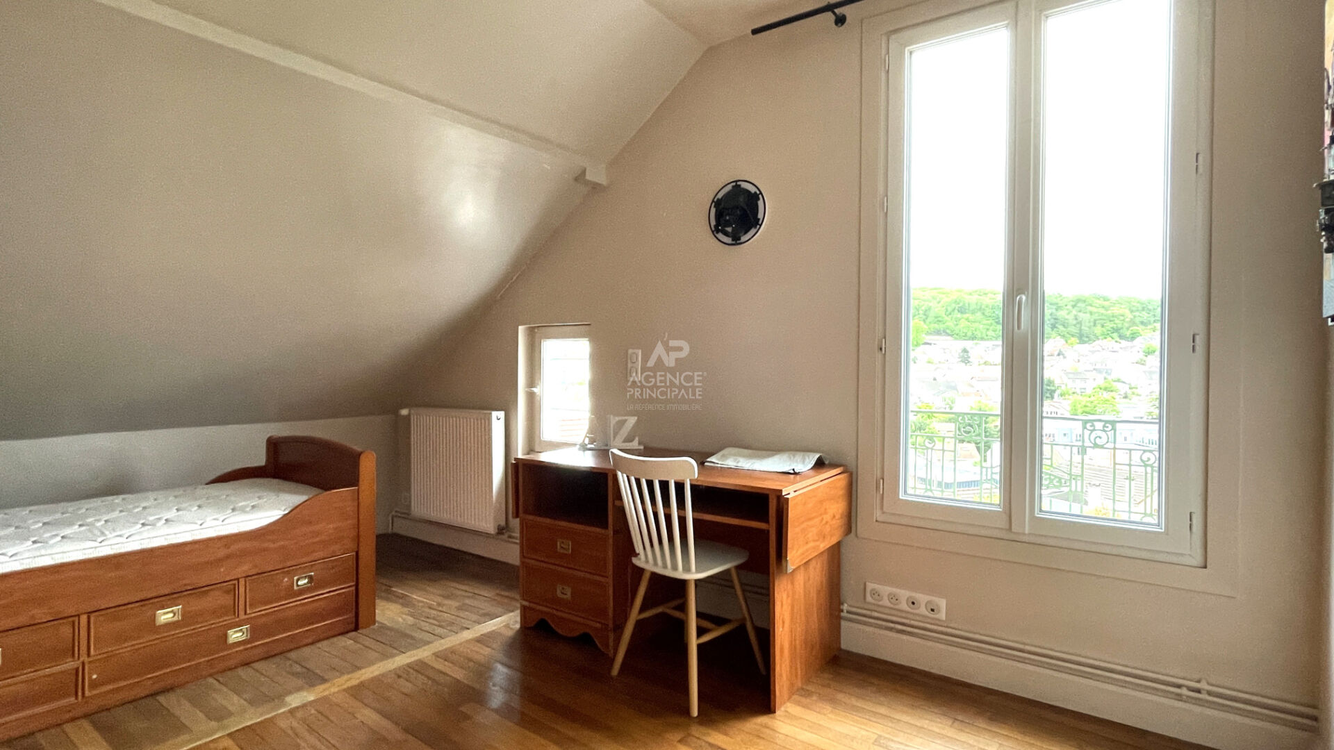 Photo CHAVILLE Rive Droite - Maison familiale image 6/6