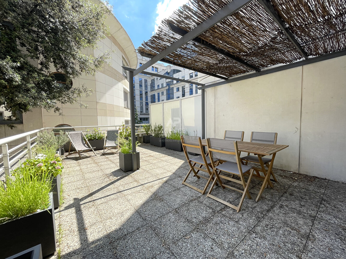 SEVRES Pont de Sèvres - Appartement studio meublé