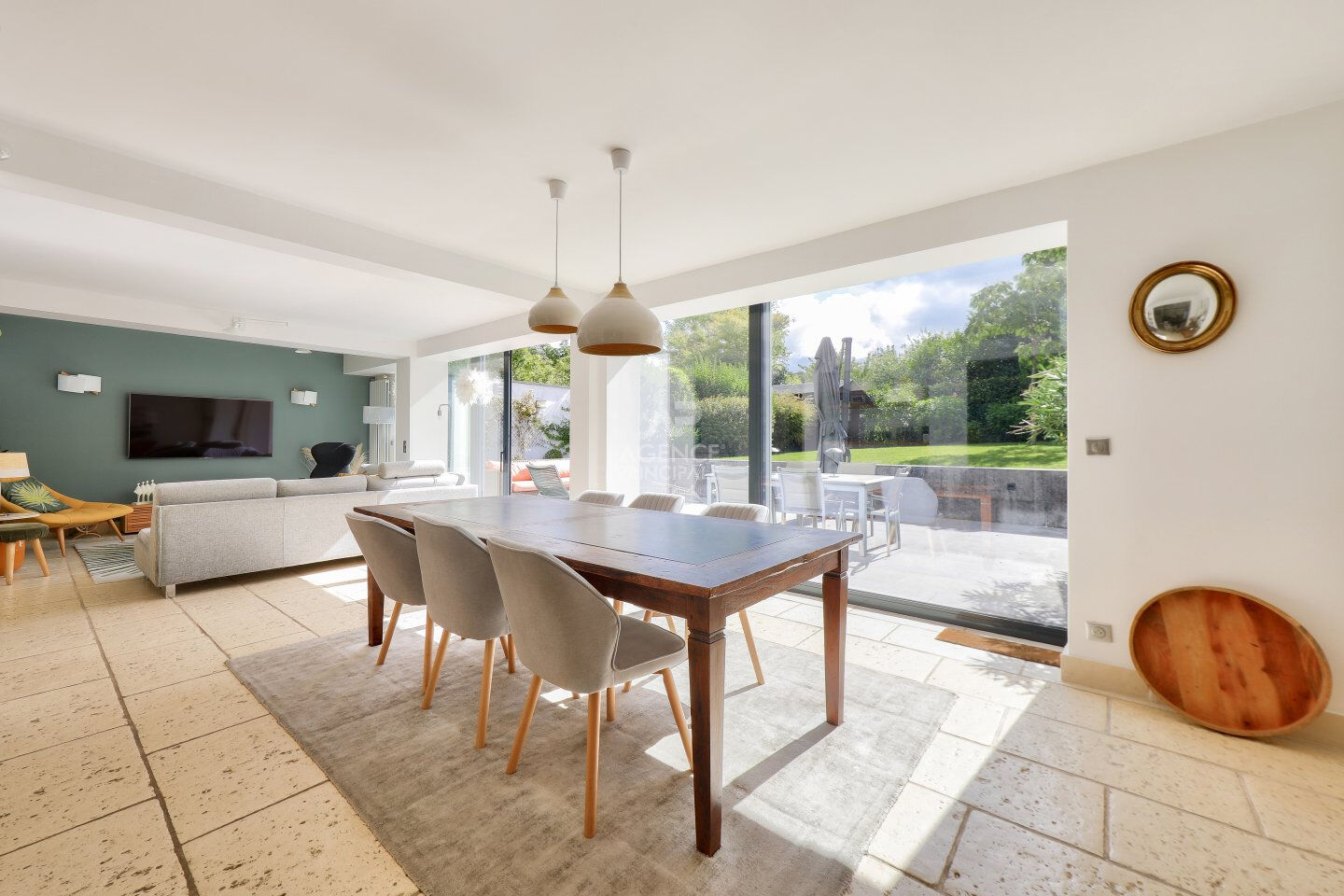 Photo SEVRES RIVE GAUCHE - MAISON DE CHARME image 2/6