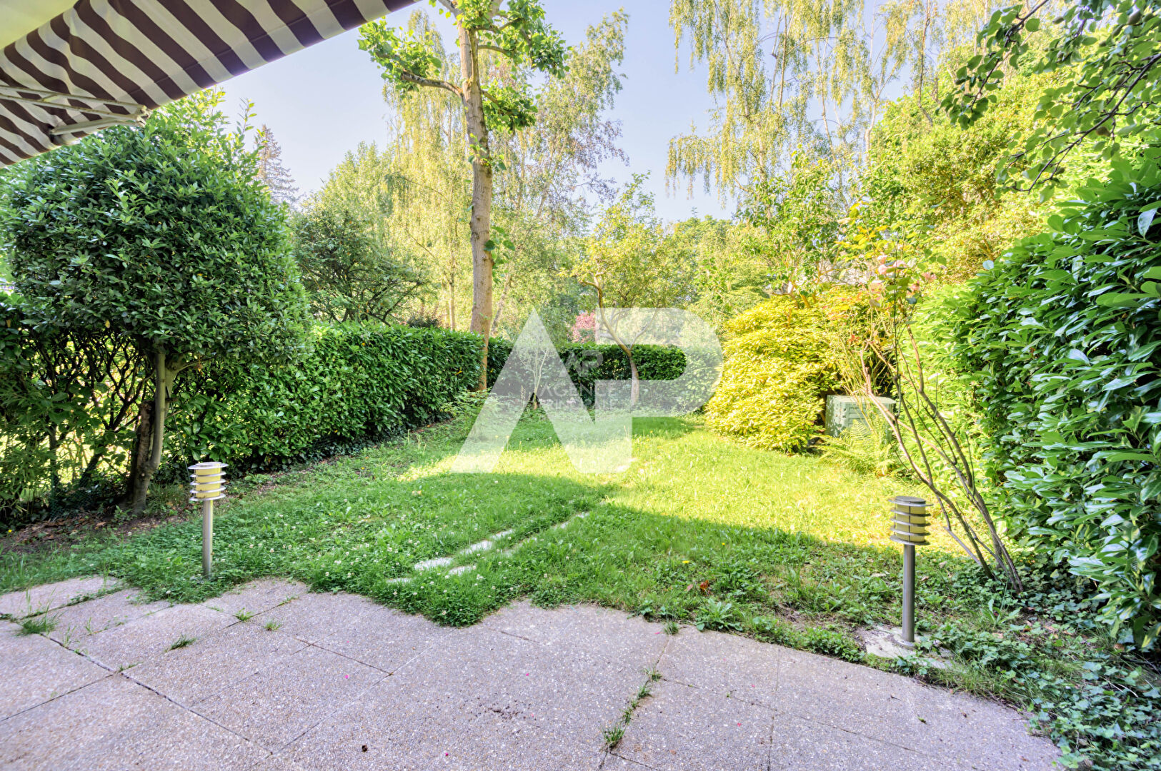 Sèvres Rive Gauche -  Appartement avec jardin