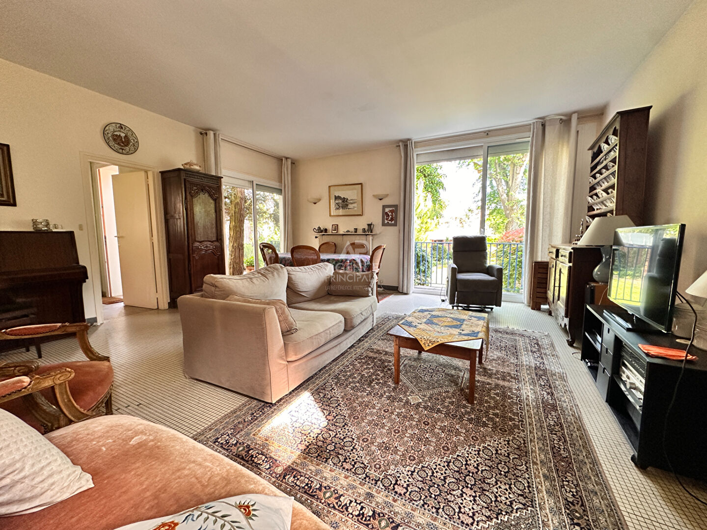 Photo CHAVILLE Viroflay- Proche RER - Maison familiale de 7 pièces + dépendance de 3 pièces (40m²) à rénover image 3/6