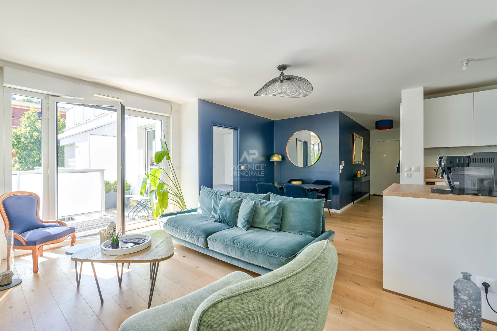 Photo CHAVILLE bas limite Sèvres - 3 pièces récent avec balcon image 2/6