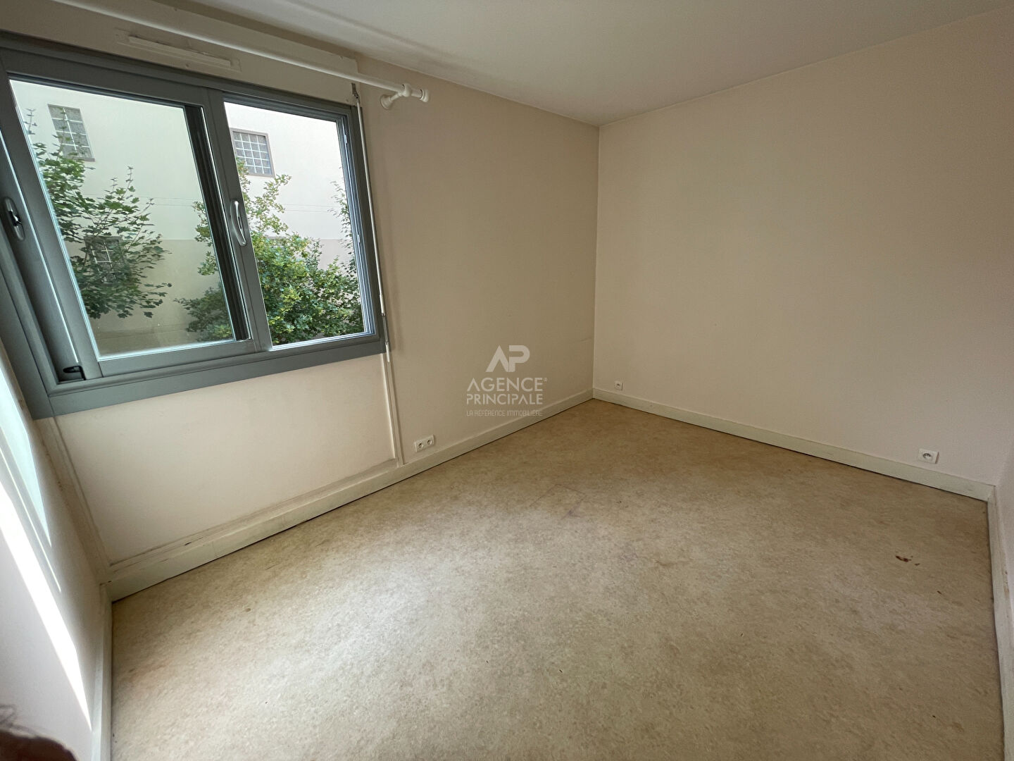 Photo CHAVILLE - Marivel -  Appartement 2 pièces avec balcon image 5/6