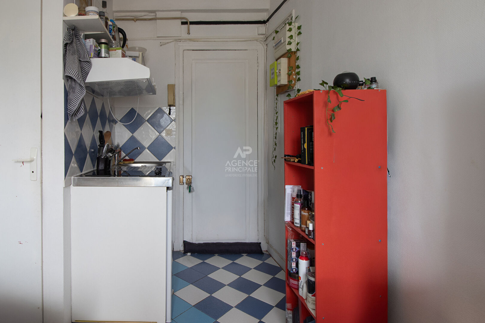 Photo PARIS 18EME EN EXCLUSIVITE - STUDIO - VILLA DAMREMONT image 2/3