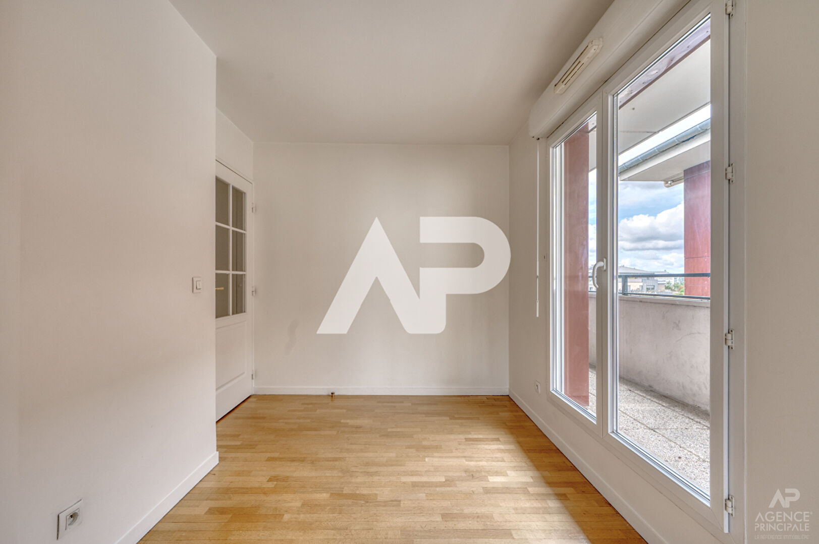 Photo Appartement Rueil Malmaison 2 pièce(s) 56.49 m² image 6/6