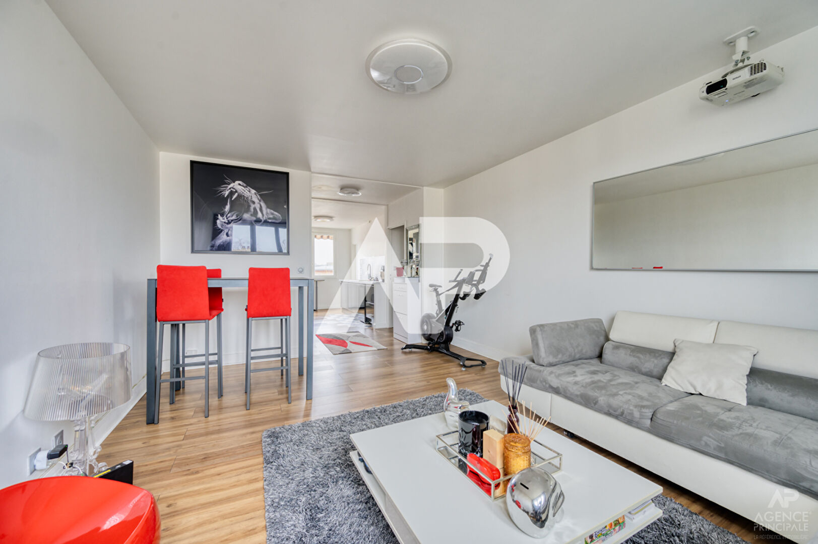 Photo Appartement Rueil Malmaison 5 pièce(s) 98 m2 image 3/6