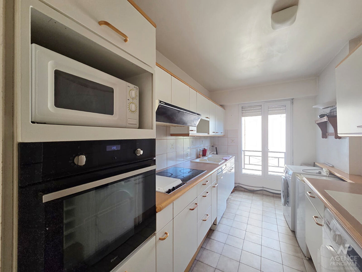 Photo Appartement Rueil Malmaison 3 pièce(s) 67.62 m2 image 3/6