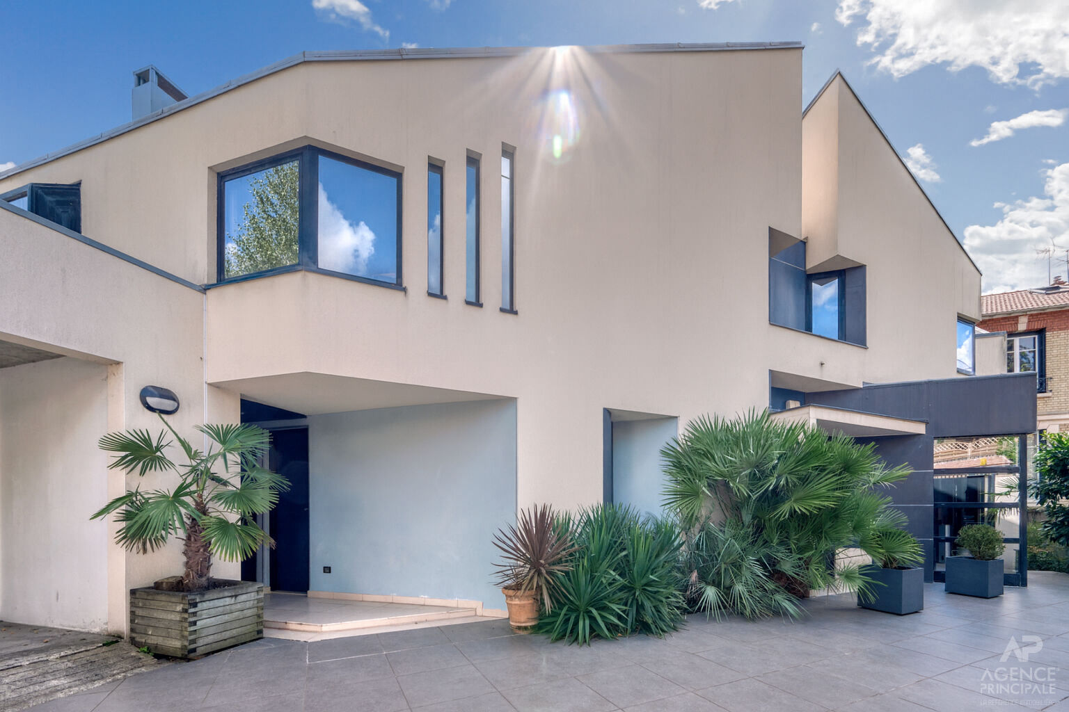 Maison Mont-Valérien 10 pièce(s) 345 m2