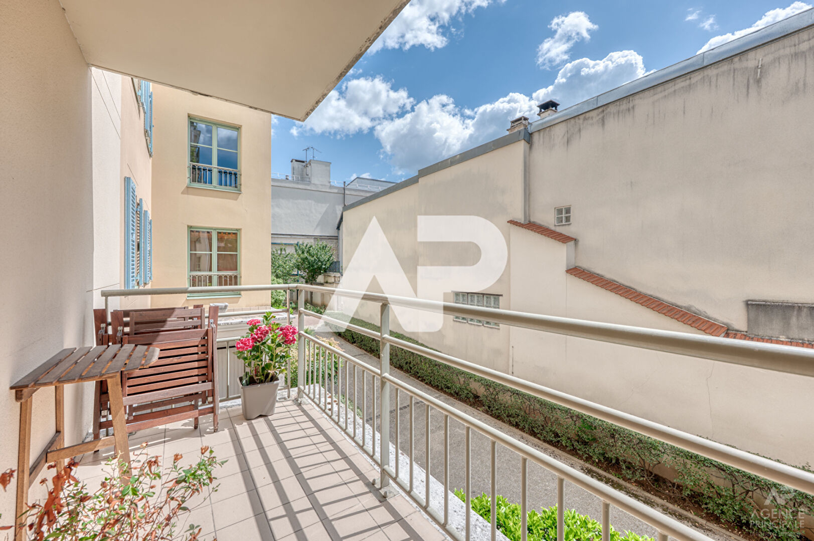 Photo Appartement Rueil Malmaison 2 pièce(s) 55.53 m2 image 3/6