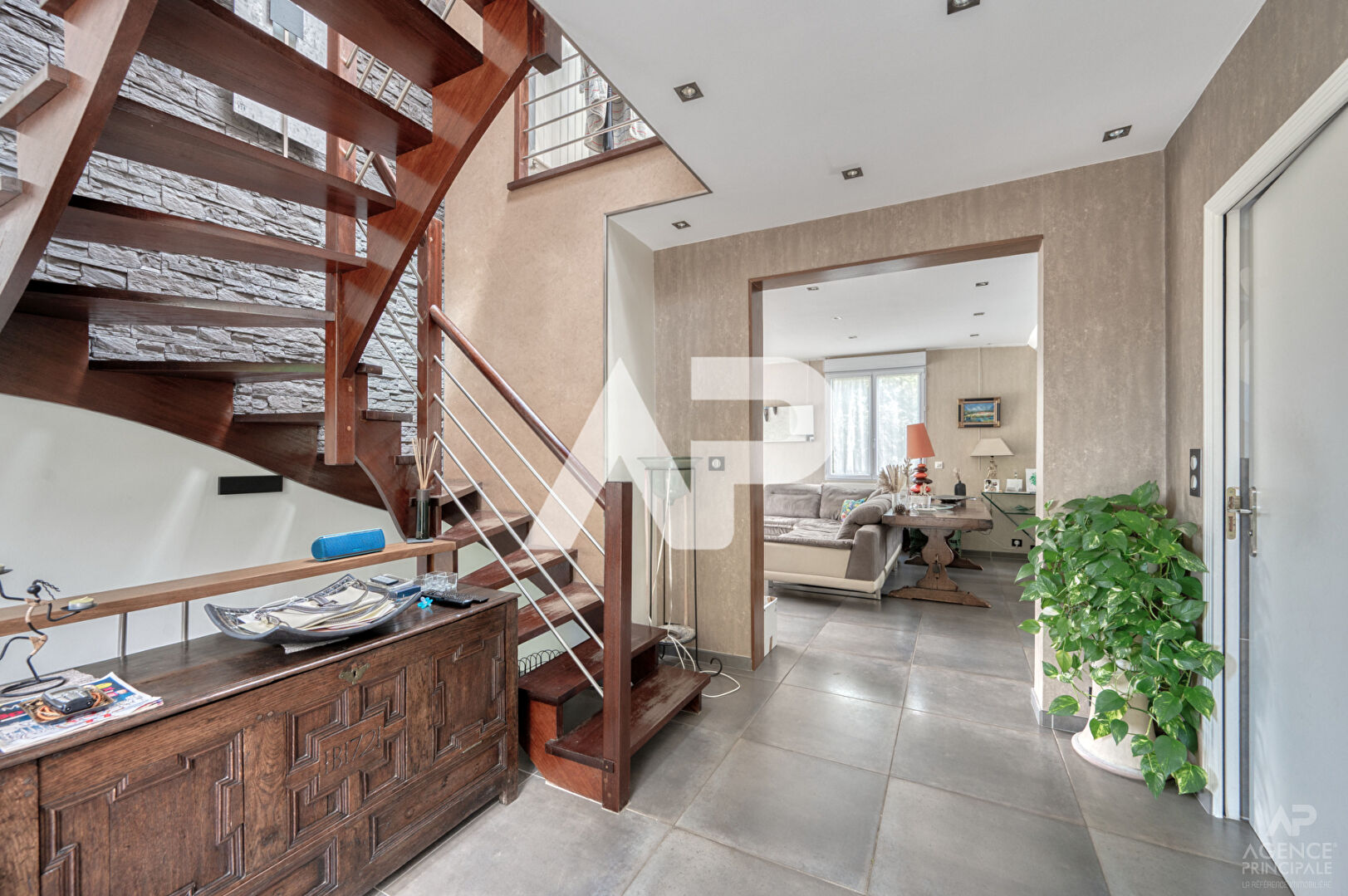 Photo Maison Rueil Malmaison 7 pièce(s) 208.93m2 image 6/6