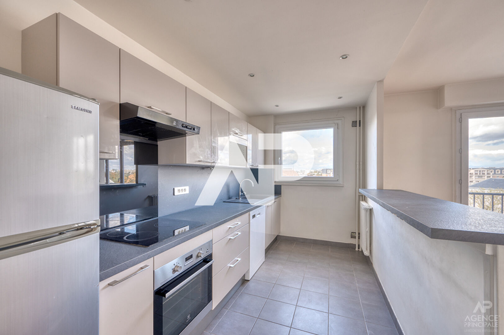 Photo Appartement Rueil Malmaison Centre Ville 2 pièces 54.01 m2 image 4/6