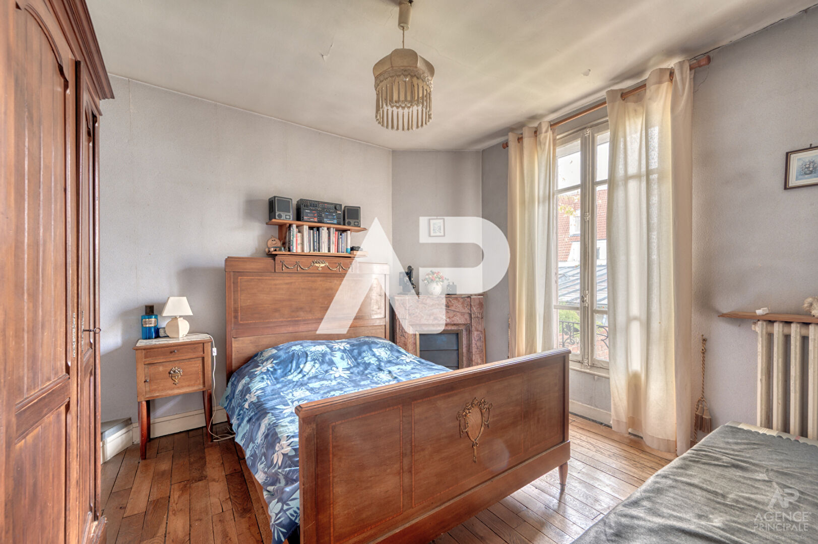 Photo Ensemble immobilier Rueil-Malmaison 10 pièce(s) 184m2 image 5/6