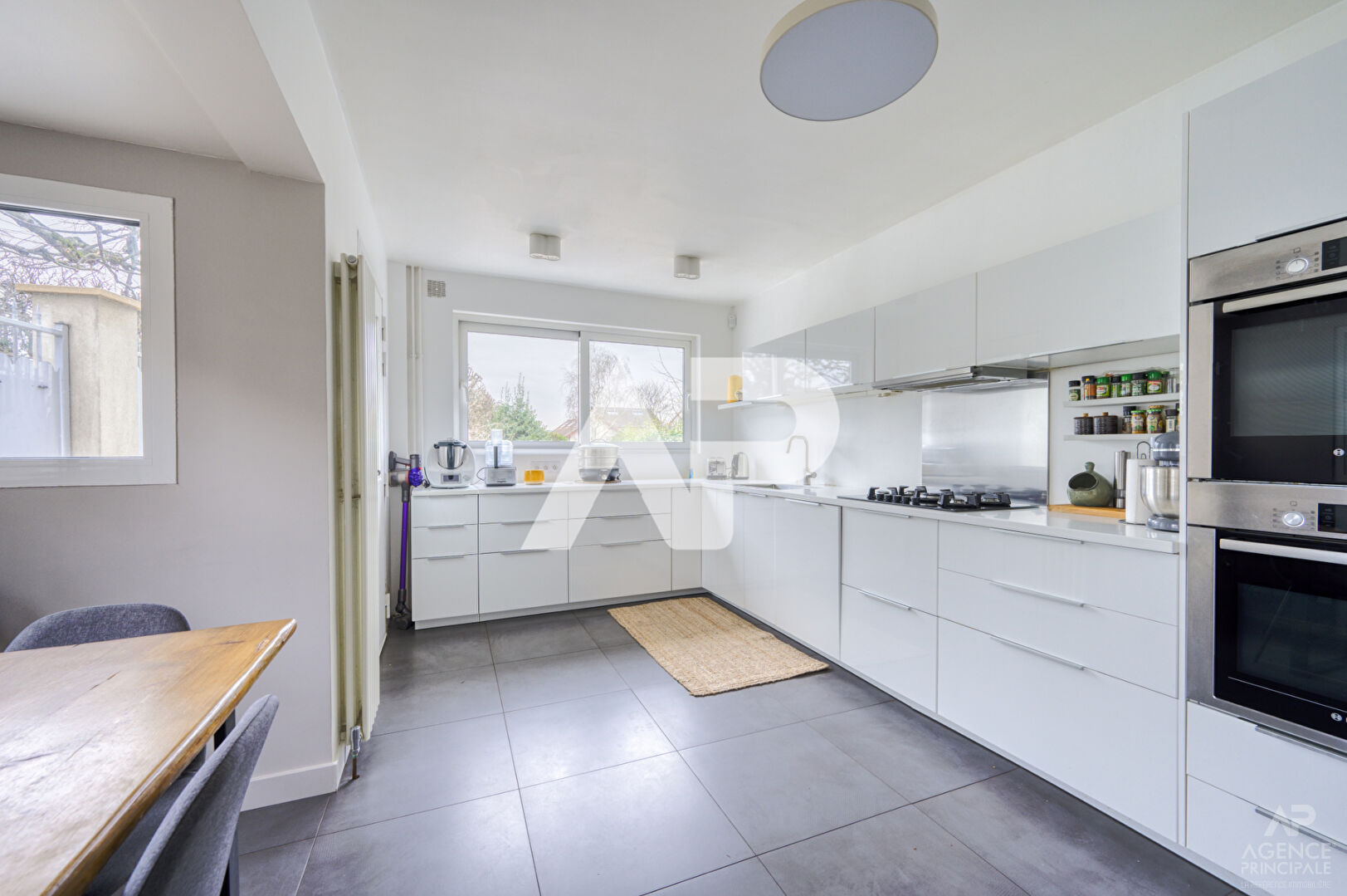 Photo Maison Rueil Malmaison 6 pièce(s) 240m2 image 4/6