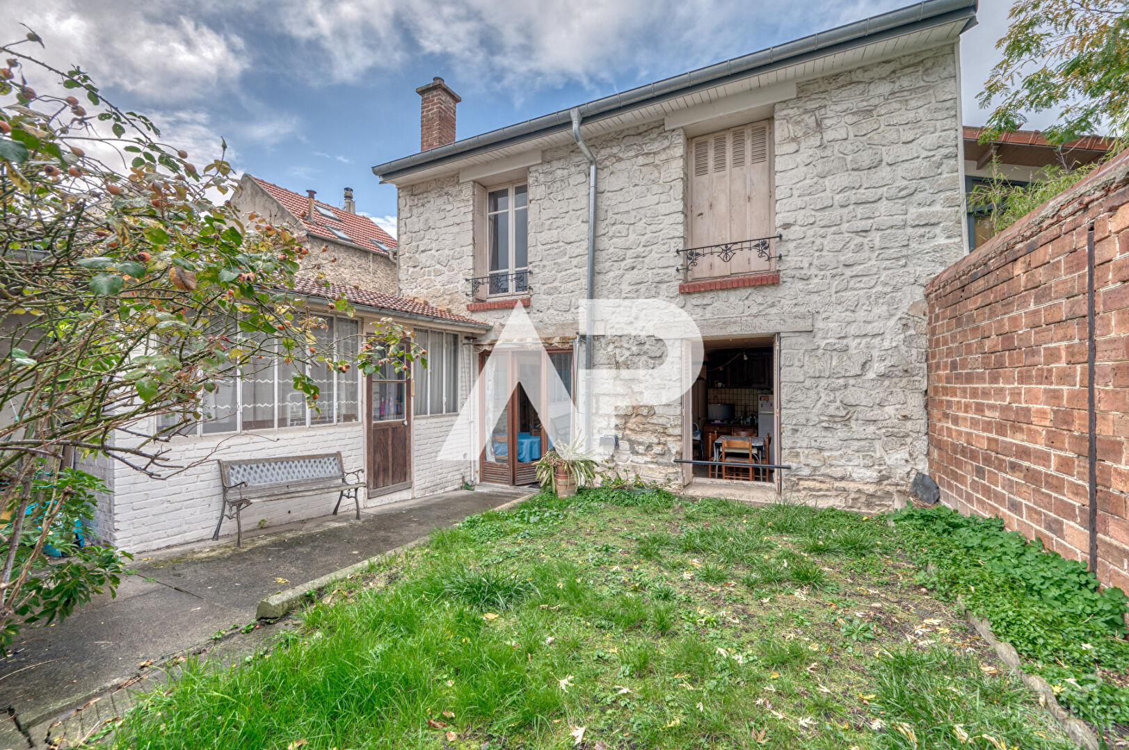 Ensemble immobilier Rueil-Malmaison 10 pièce(s) 184m2