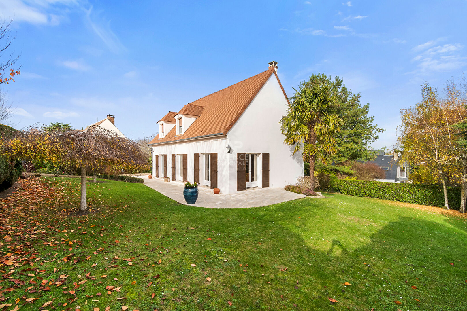Maison Saint Germain En Laye 6 pièces 140 m2