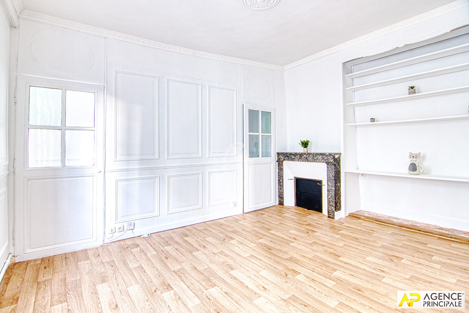 Photo Versailles Notre-Dame Appartement 3 pièces de 54 m² situé au 2ème étage avec cave image 4/6