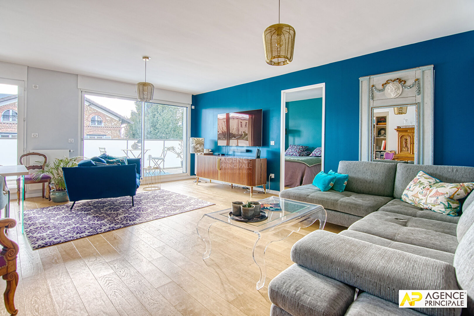 Le Chesnay limite Versailles Appartement 3/4 pièces 86 m² situé au 2ème étage avec ascenseur, terrasse, cave