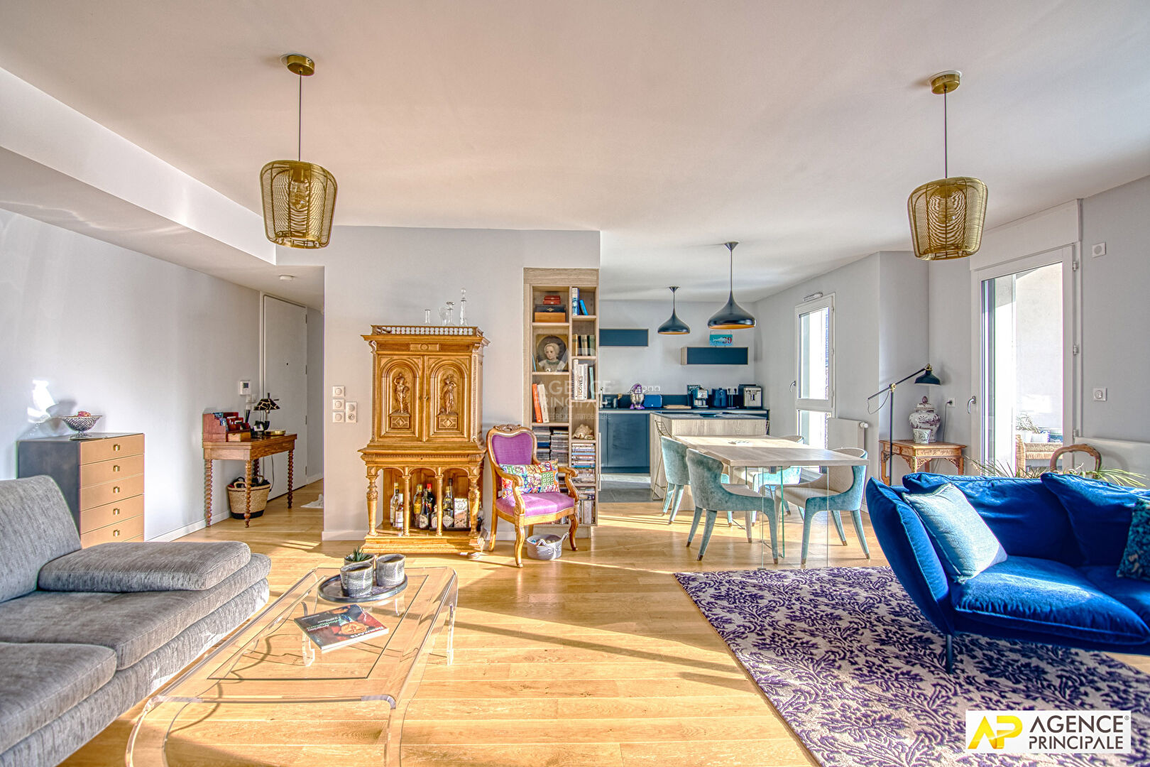 Photo Le Chesnay limite Versailles Appartement 3/4 pièces 86 m² situé au 2ème étage avec ascenseur, terrasse, cave image 2/6