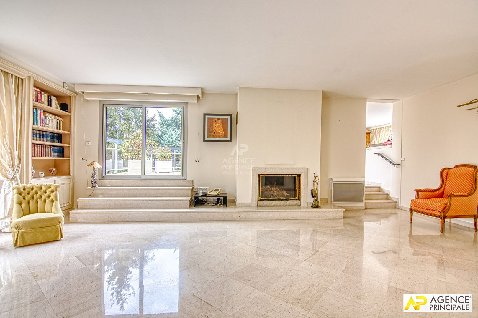 Photo Versailles Glatigny Appartement 6 pièces 174 m² 1er et dernier étage avec ascenseur, terrasses de 91m² et 3 places de parking en sous-sol image 4/6