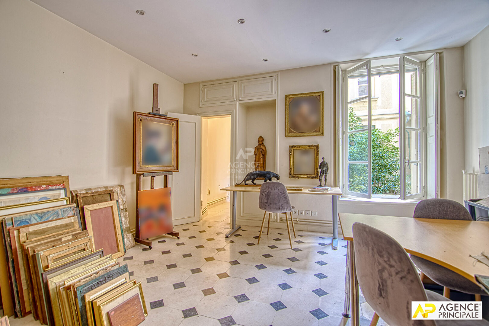 Photo Versailles Notre-Dame Boulevard de la Reine  Appartement 2 pièces  55 m²  carrez image 4/6