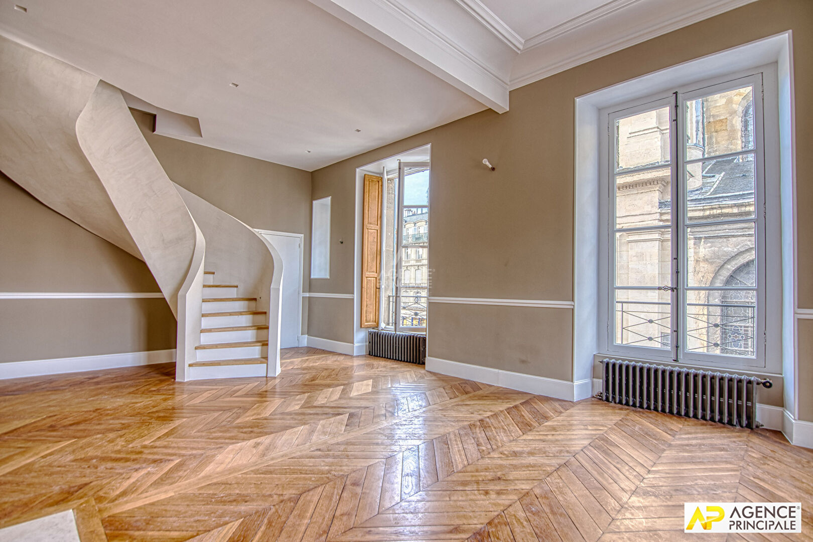 Versailles Notre-Dame Paroisse -  Appartement duplex 5 pièces 130.40 m² carrez dernier étage avec terrasse