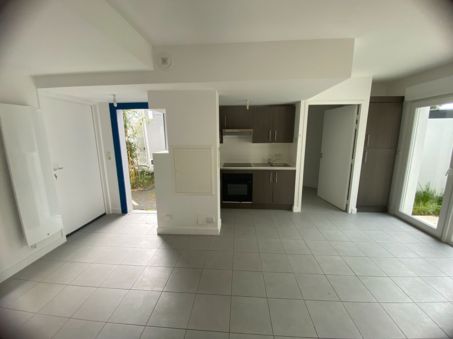 MAISON A VENDRE  ANGOULINS  2 CHAMBRES , GARAGE , JARDIN