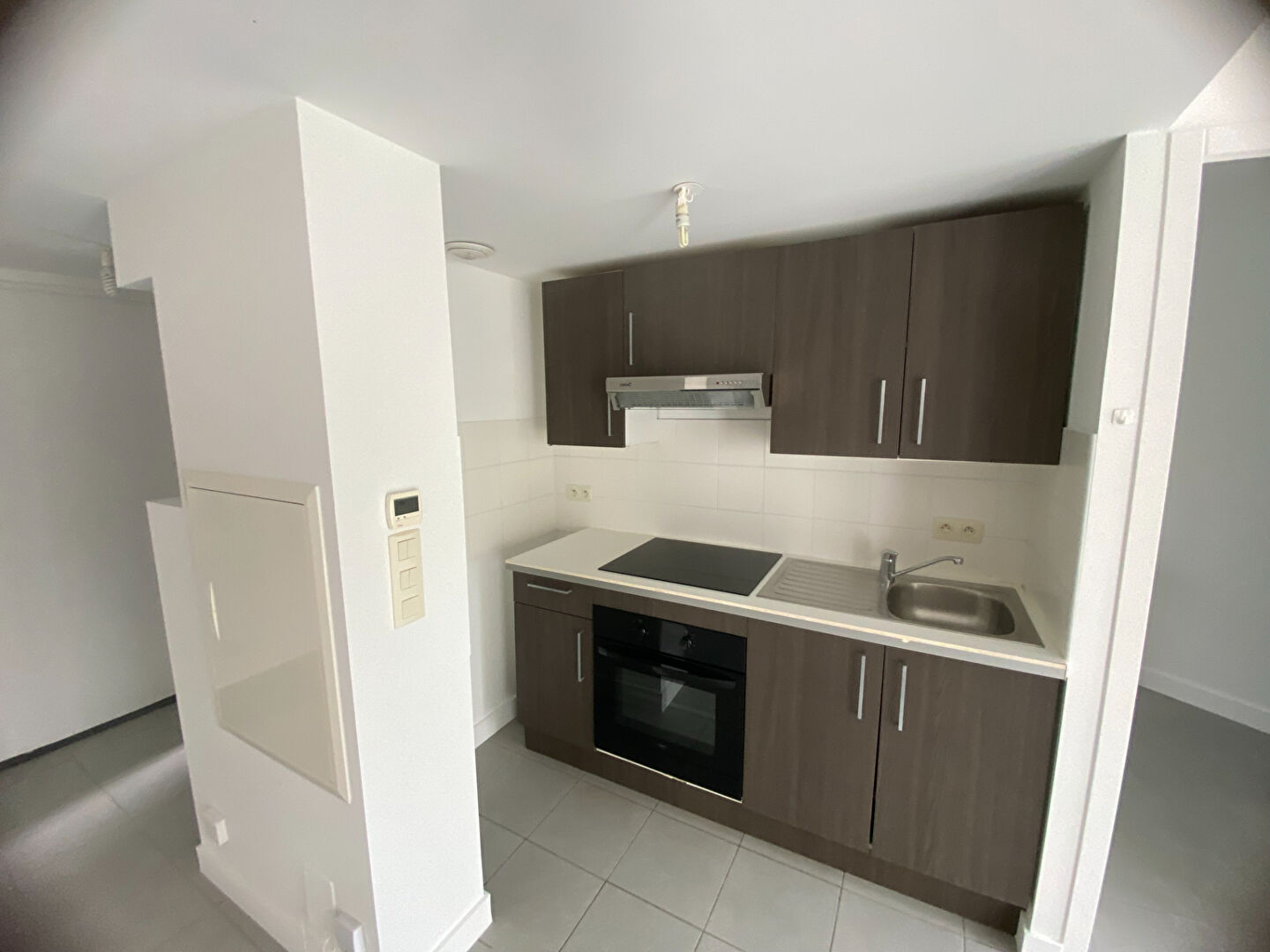 MAISON A VENDRE ANGOULINS 2 CHAMBRES , GARAGE , JARDIN