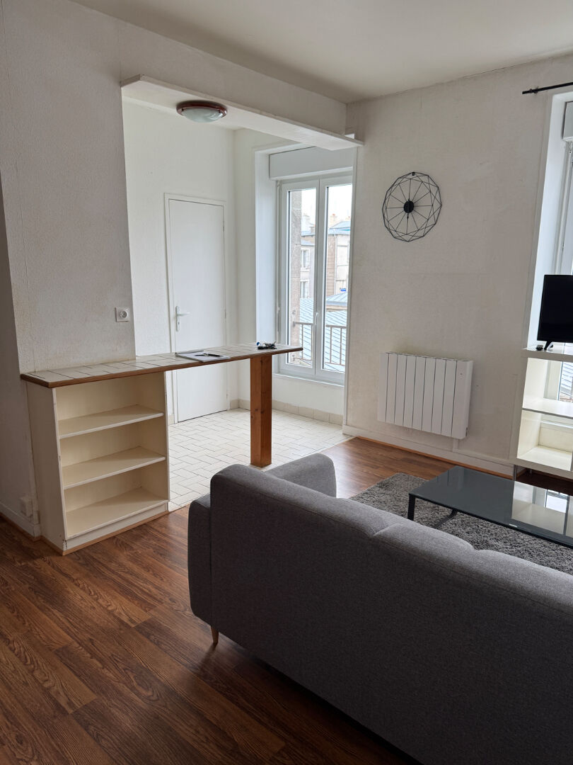 Photo CENTRE VILLE T2 MEUBLE image 5/6