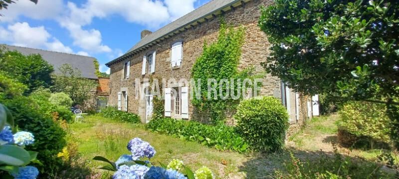Photo Ancien presbytère avec jardin clos de 2343 m² image 2/6