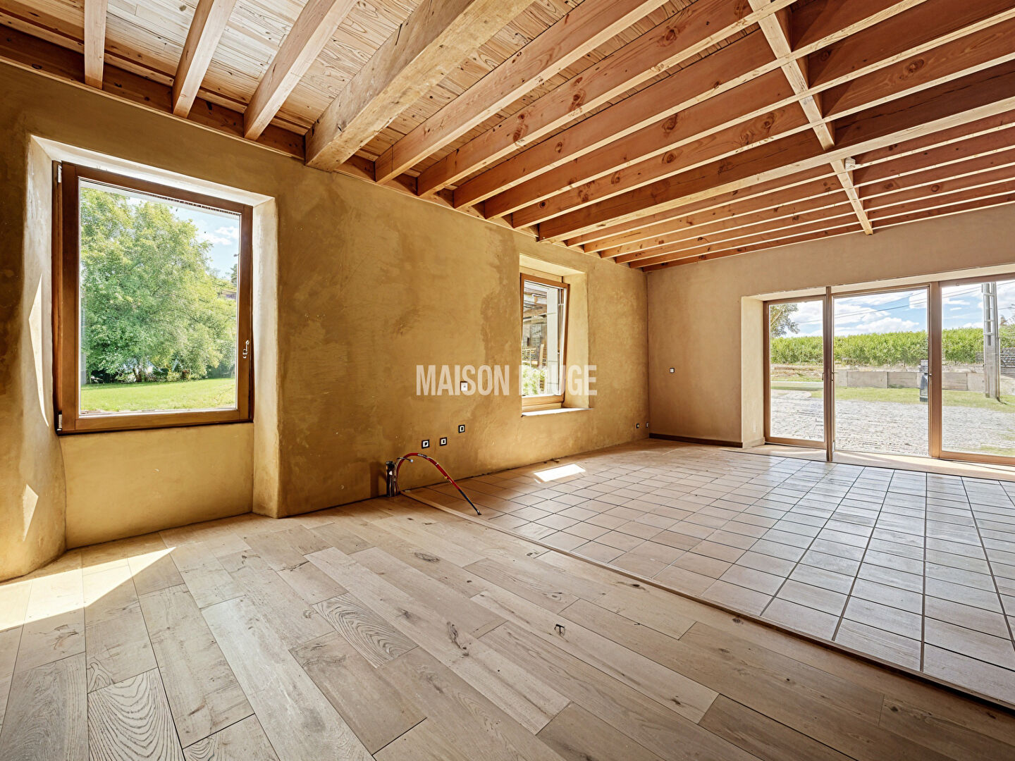 Photo Très grande propriété de charme avec dépendances sur plus de 2,5 hectares. image 6/6