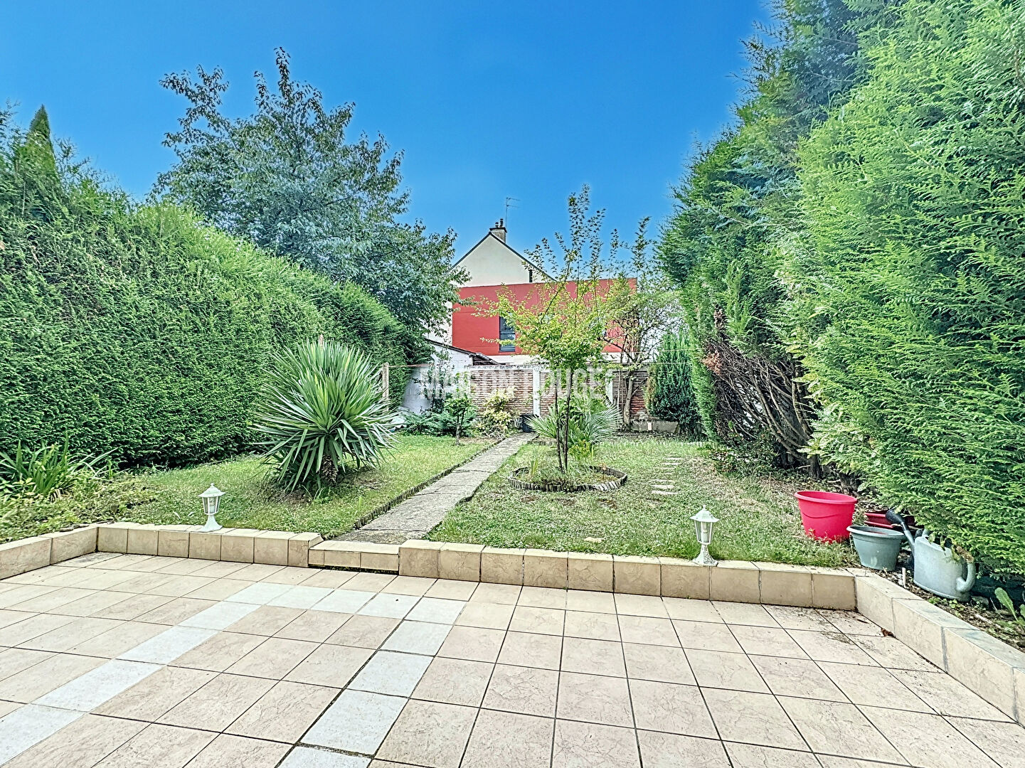 RENNES Nord - Maison fort Potentiel avec jardin - 3 chambres - Rue de St Malo -