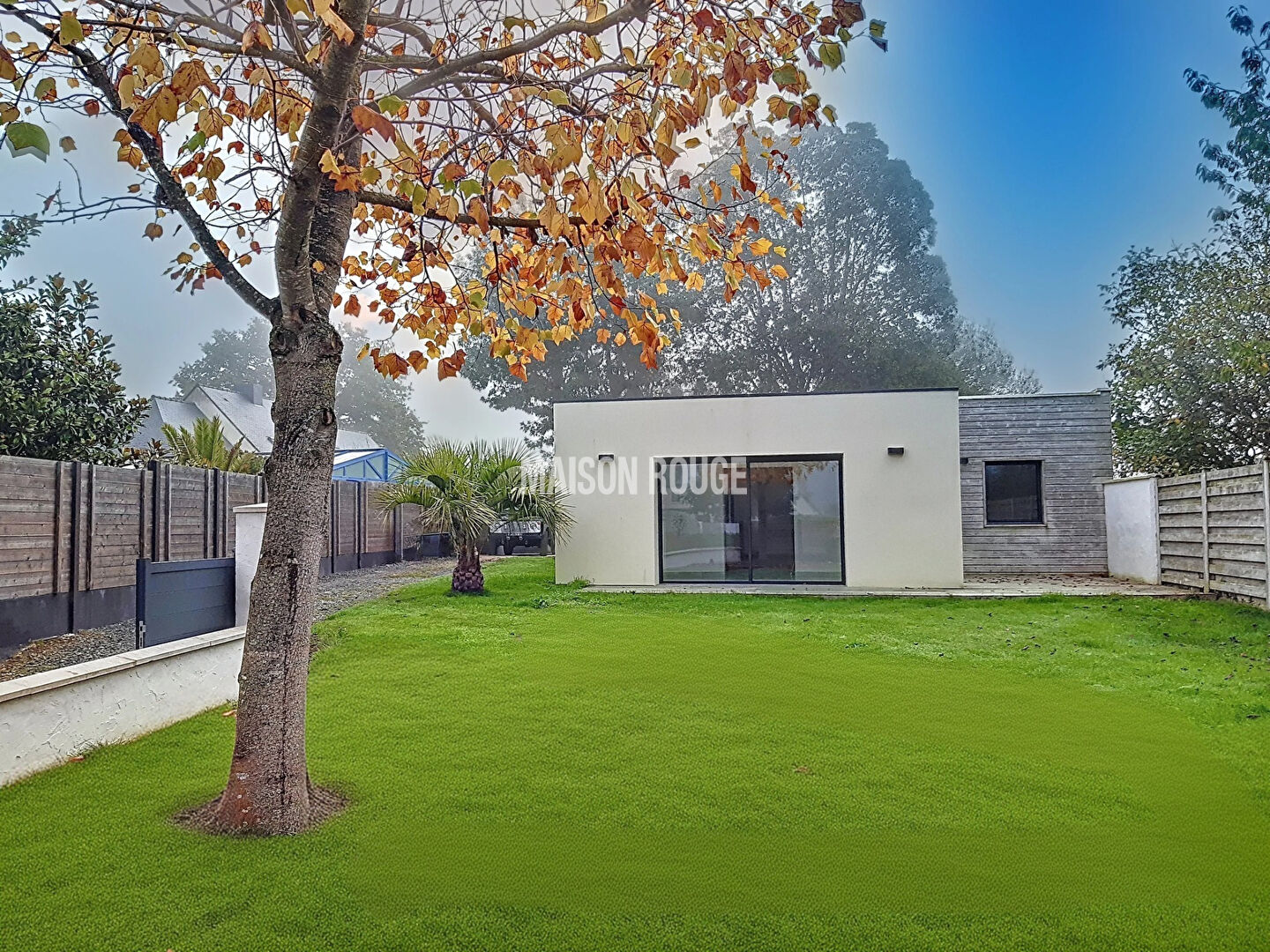 Photo Maison contemporaine rénovée à PLANGUENOUAL image 1/6