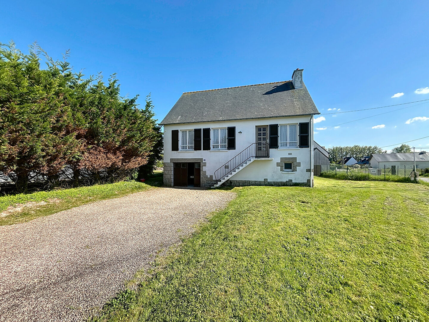 Agence immobilière de MAISON ROUGE - MAISON ROUGE - Le Vivier Sur Mer