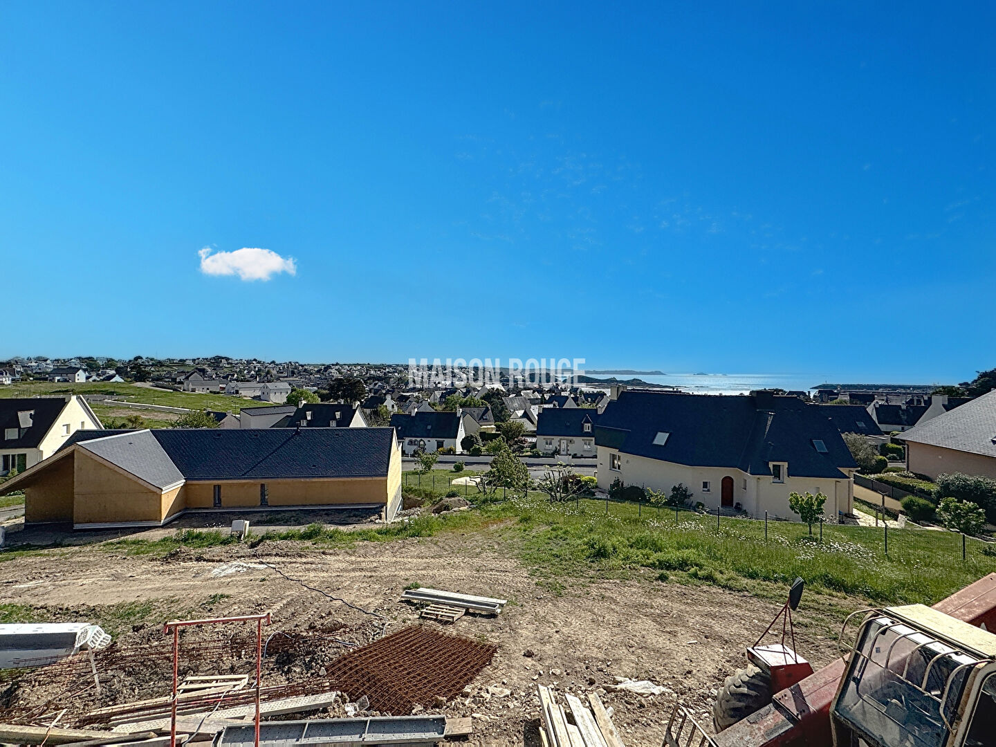 ERQUY :  Beau Terrain  715 m2 - Vue Mer.