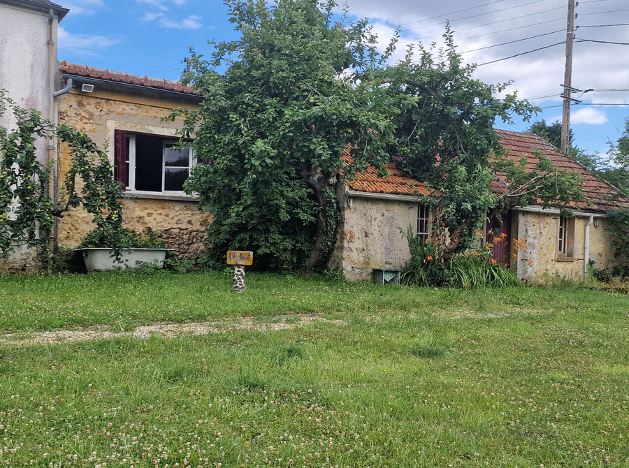 Photo Propriété en pierre à fort potentiel avec maison indépendante et grand parc arboré image 5/6