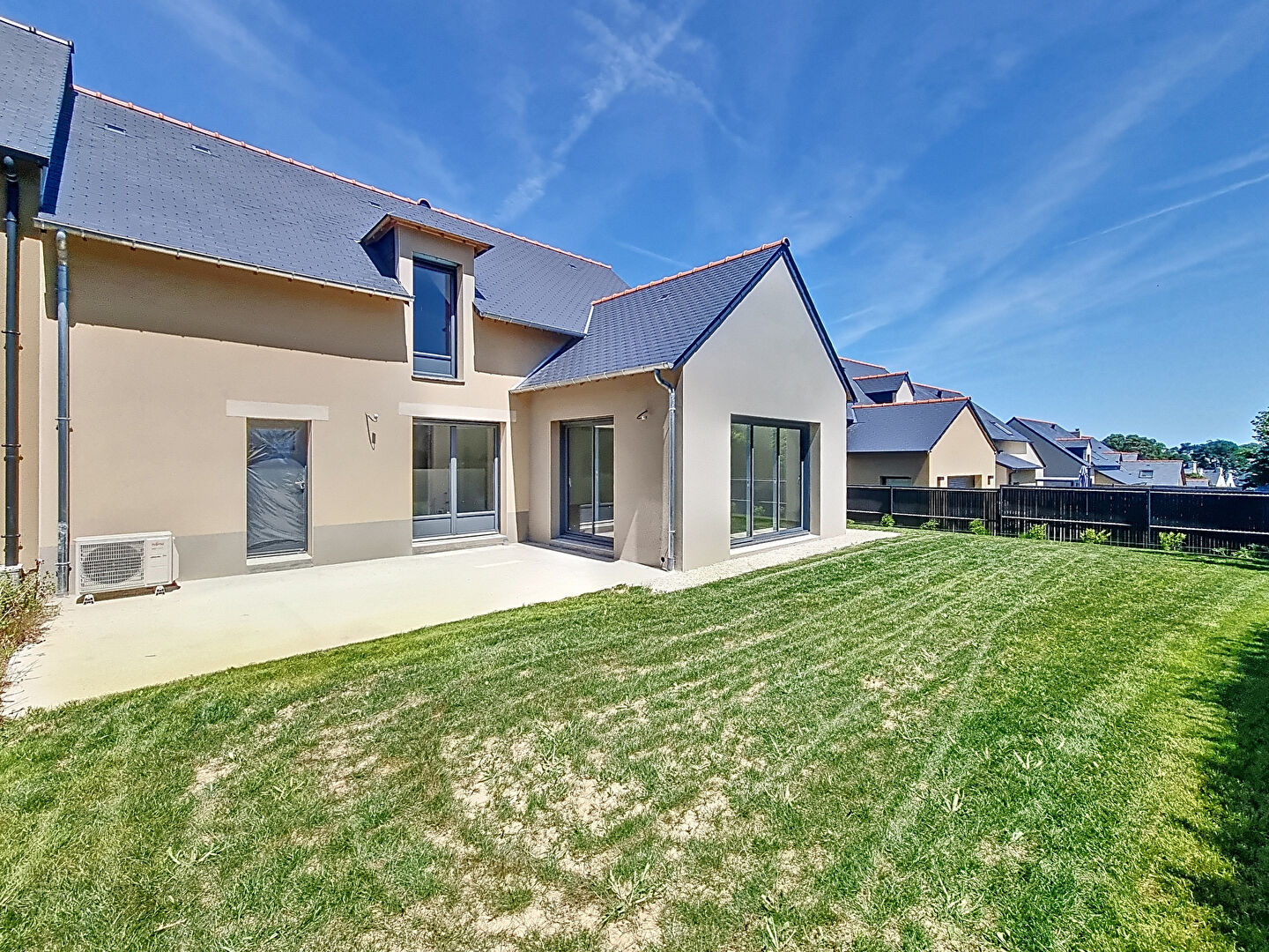 Agence immobilière de Agence Maison Rouge - Saint-Lunaire