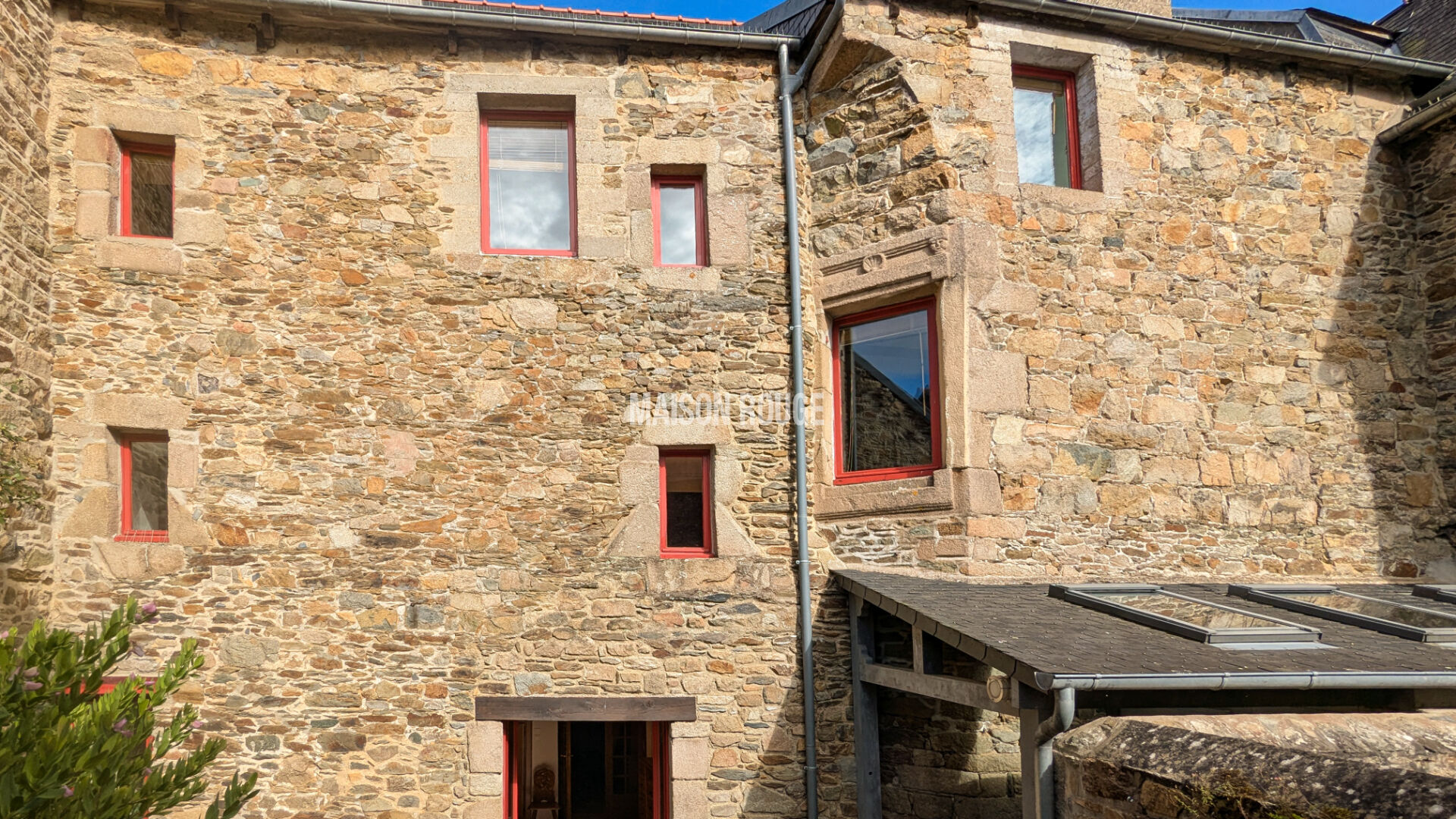 Photo LE LUXE DU CALME EN COEUR DE VILLE image 3/6