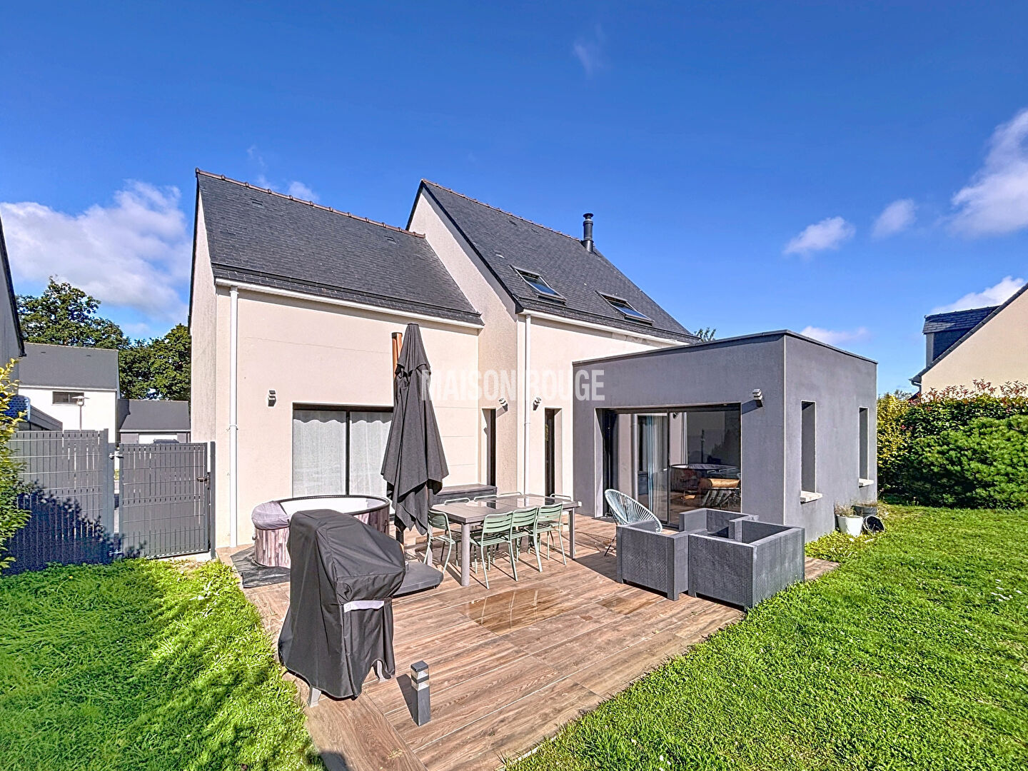 Agence immobilière de Agence Maison Rouge - Plouer sur Rance