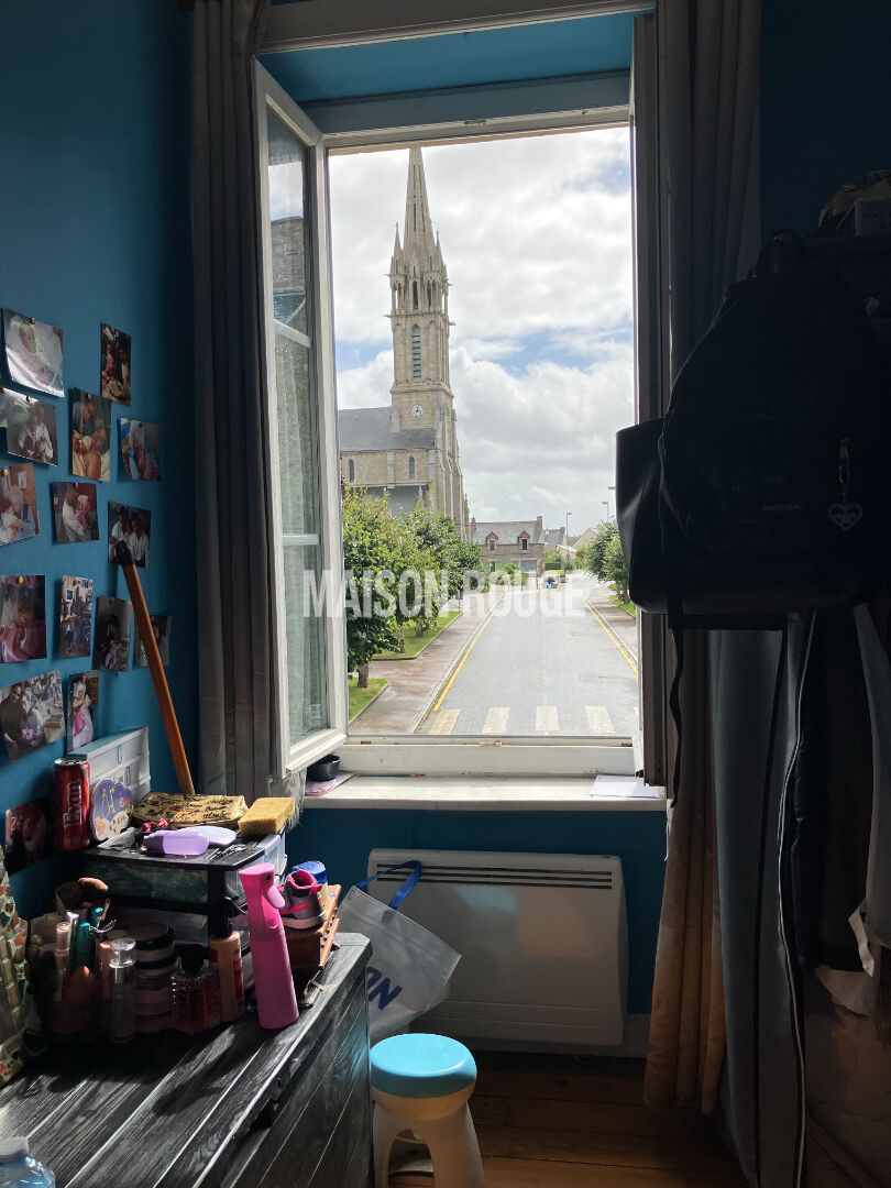 Photo HENANBIHEN - Maison de ville en pierre image 5/6